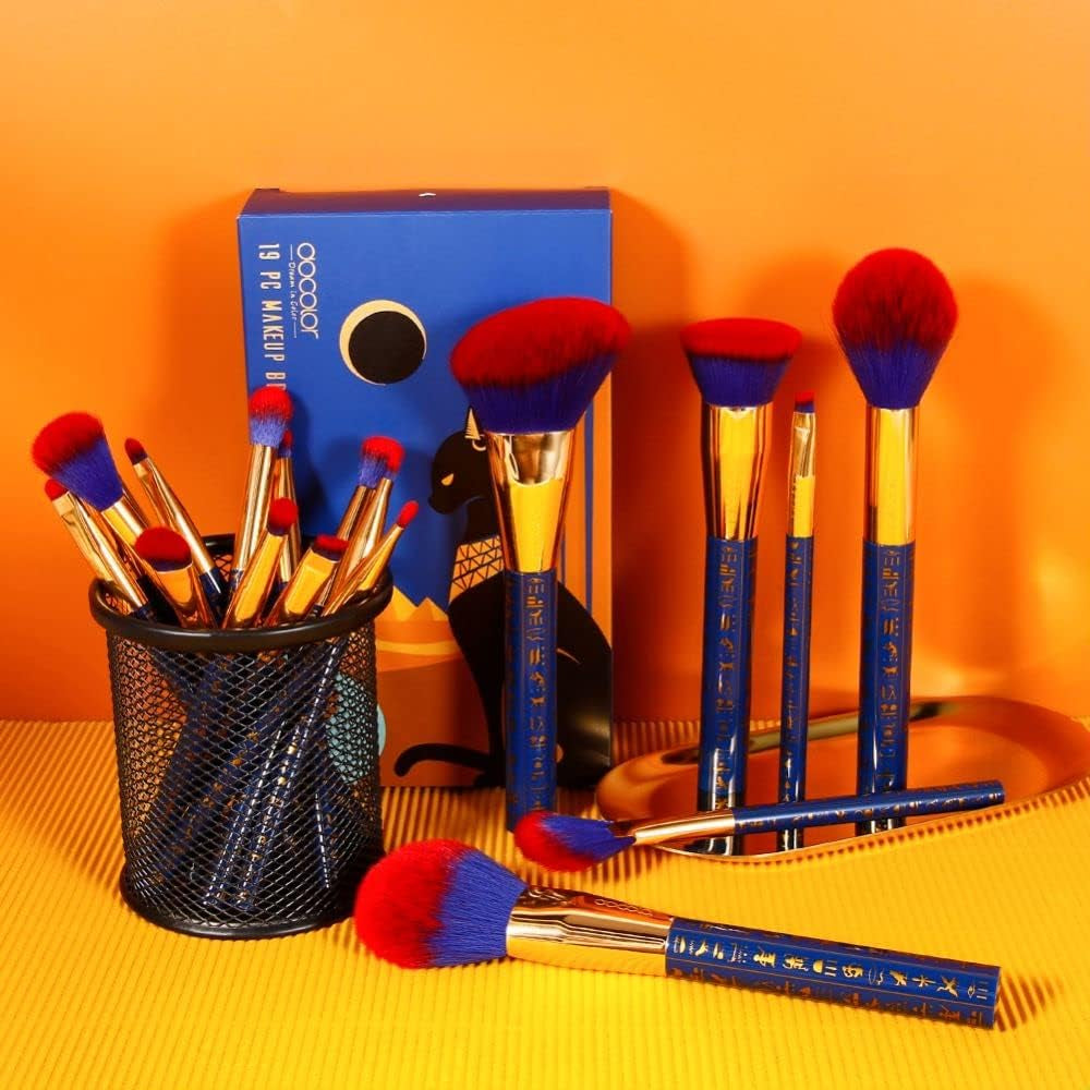 Makeup Brushes 19Pcs Ancient Egyptian Makeup Brush Set Premium Gift Synthetic Powder Kabuki Foundation Contour Blush Concealer Eye Shadow Blending Liner Make up Brush Kit